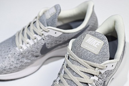 nike air zoom pegasus 35 Phantom White