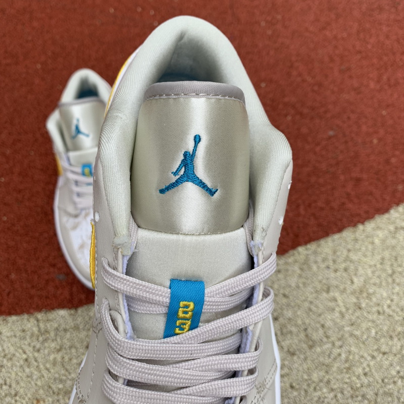 Air Jordan 1 Low shoes