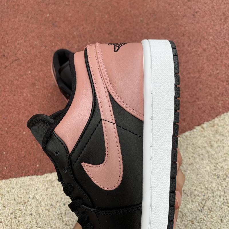 Air Jordan 1 Low shoes