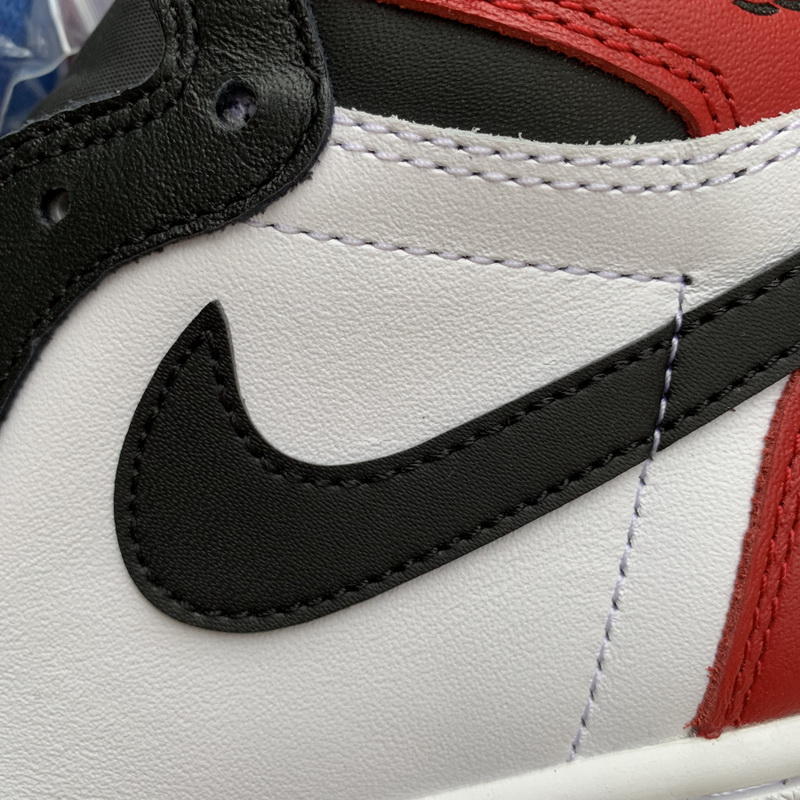 Air Jordan 1 High OG Top 3