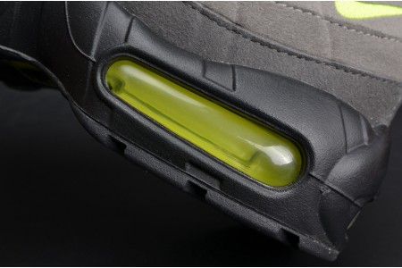 Nike mens Court Vapor RF x Air Max 95