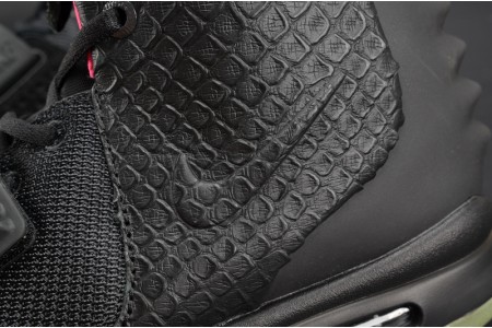 NIKE AIR YEEZY 2 SOLAR RED black mens