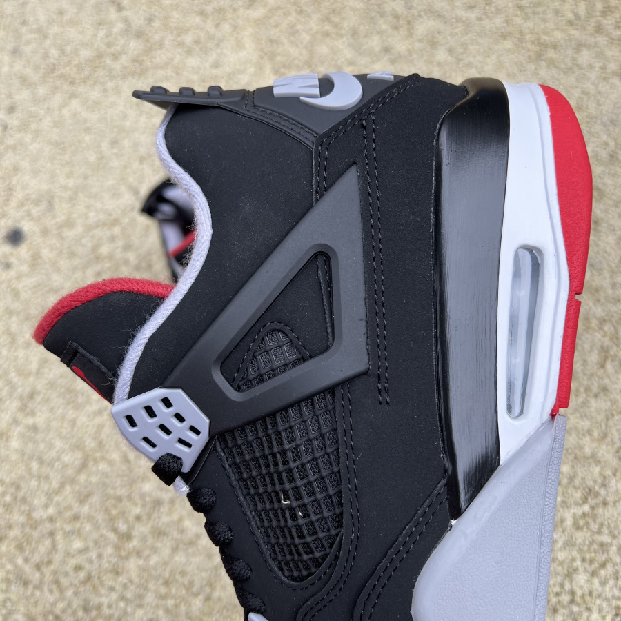 Air Jordan 4 Bred 2019