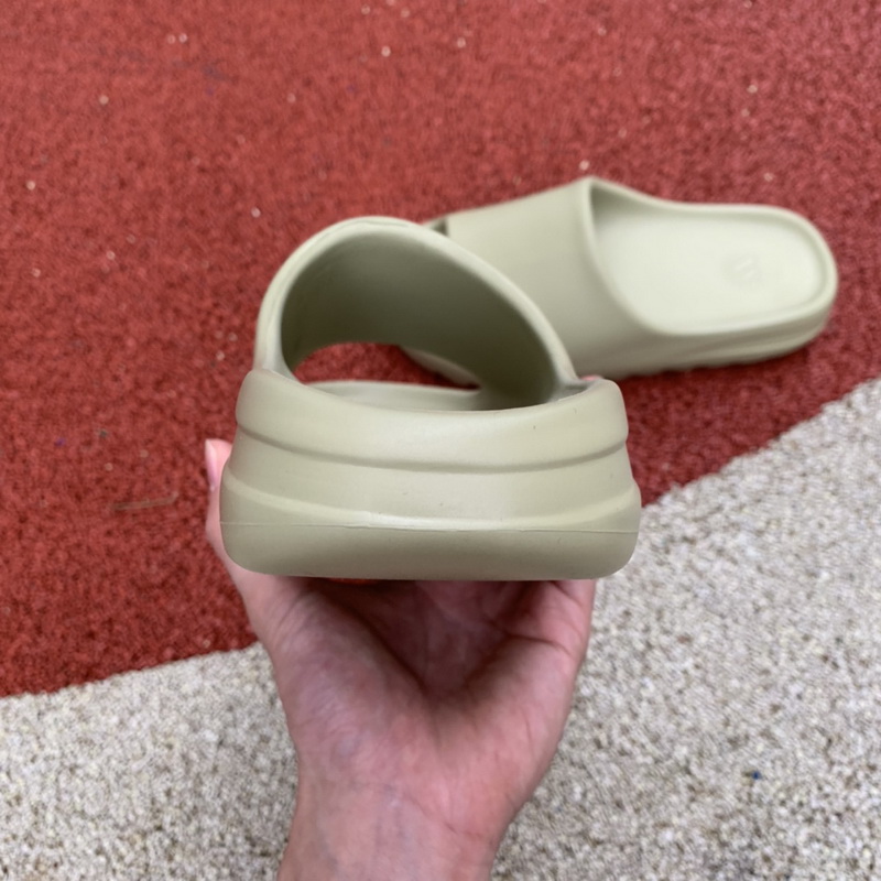 Yeezy Slide