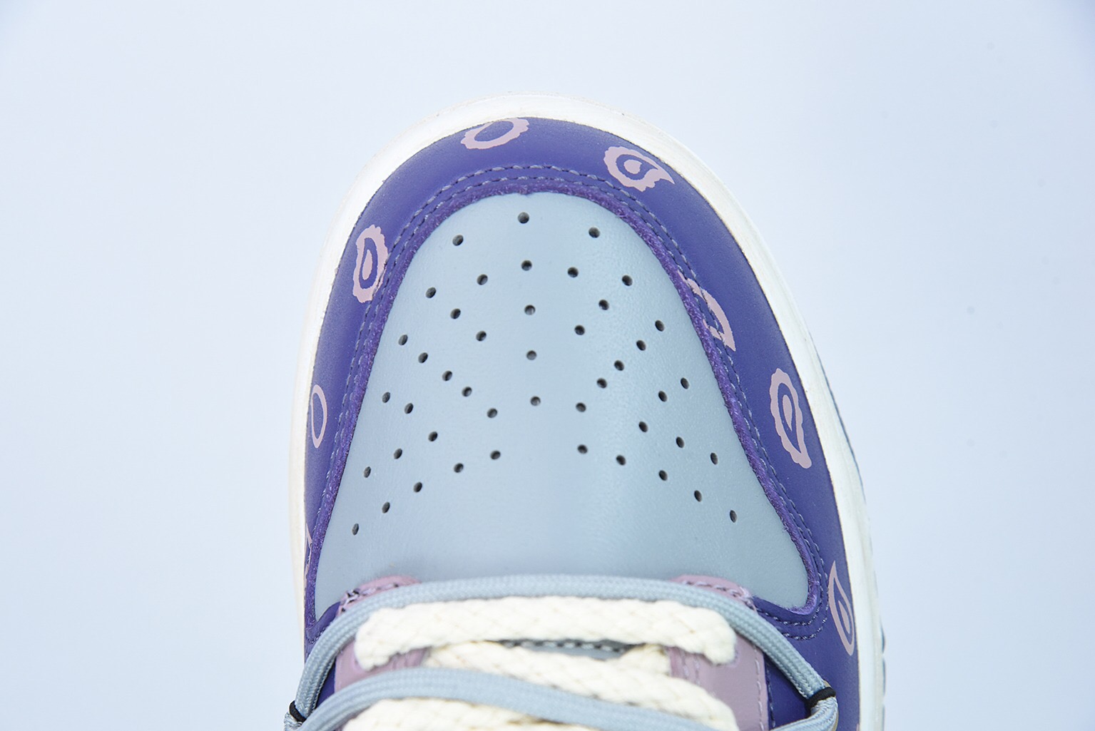 Nike Dunk Low Paisley