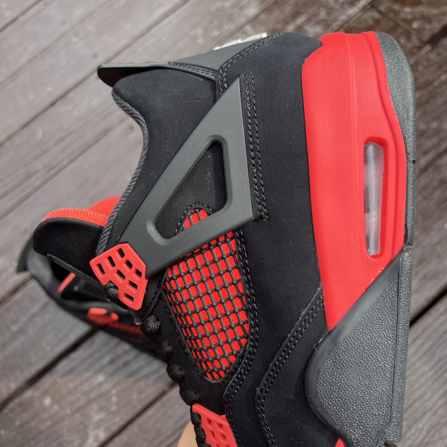 Air Jordan 4 “Red Thunder”