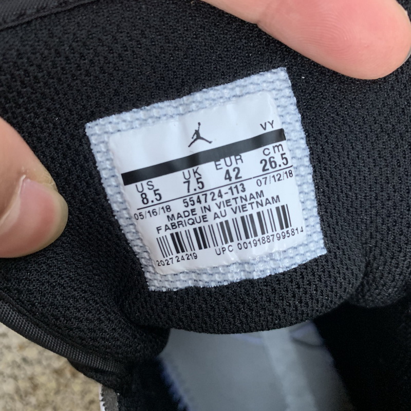 Jordan 1 Mid White Black