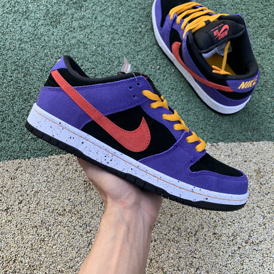 Nike SB Dunk Low “ACG”