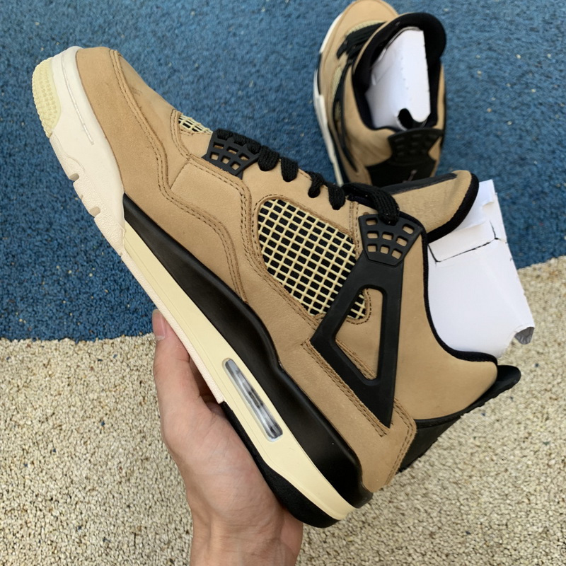 Air Jordan 4“Mushroom”
