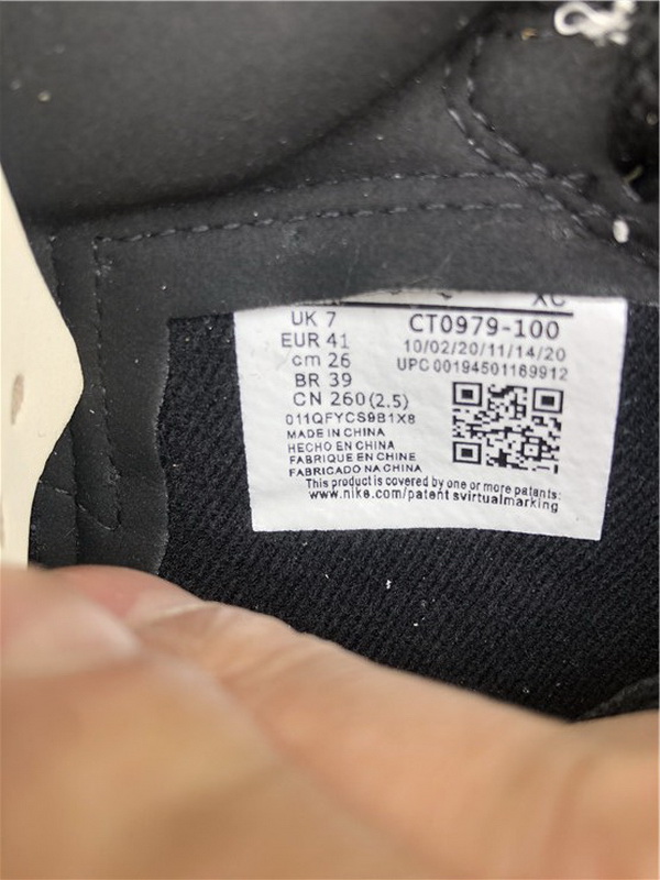 Air Jordan 1 Zoom CMFT “Summit White”