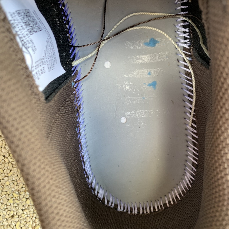 Travis Scott x Air Jordan 1 Low “Dark Mocha”