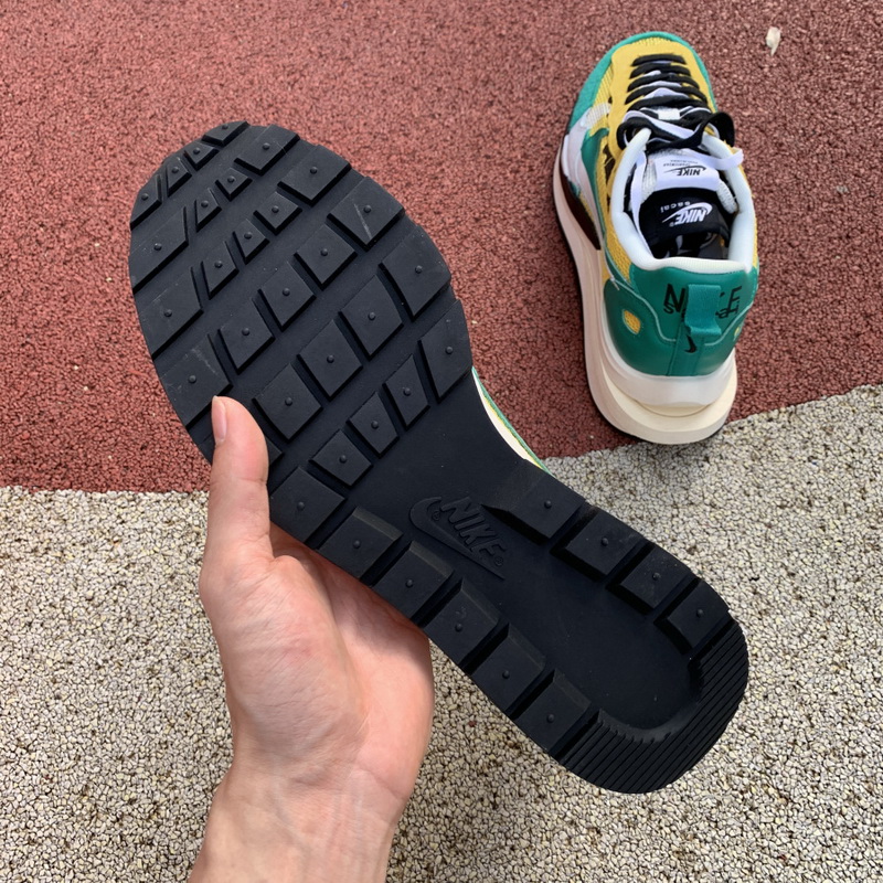 Sacai x Nike Pegasus VaporFly SP Stadium Green