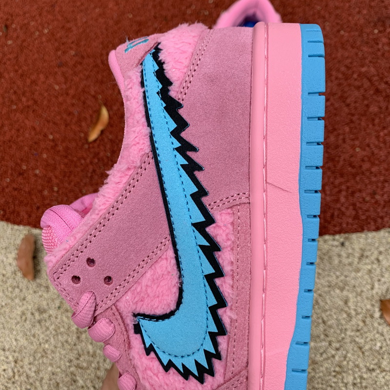 Grateful Dead x Nike SB Dunk Low “Pink Bear”