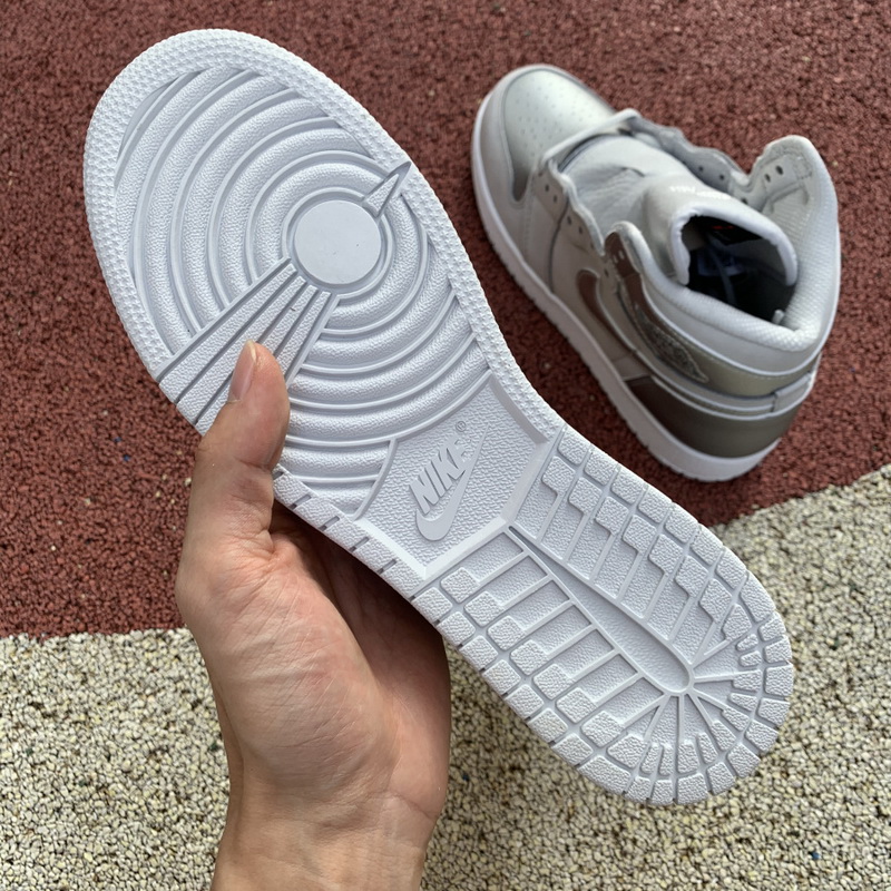 Air Jordan 1 High OG “Japan” GS