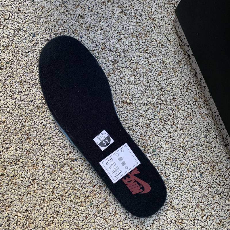 Air Jordan 1 Retro High OG “Bred Toe” GS