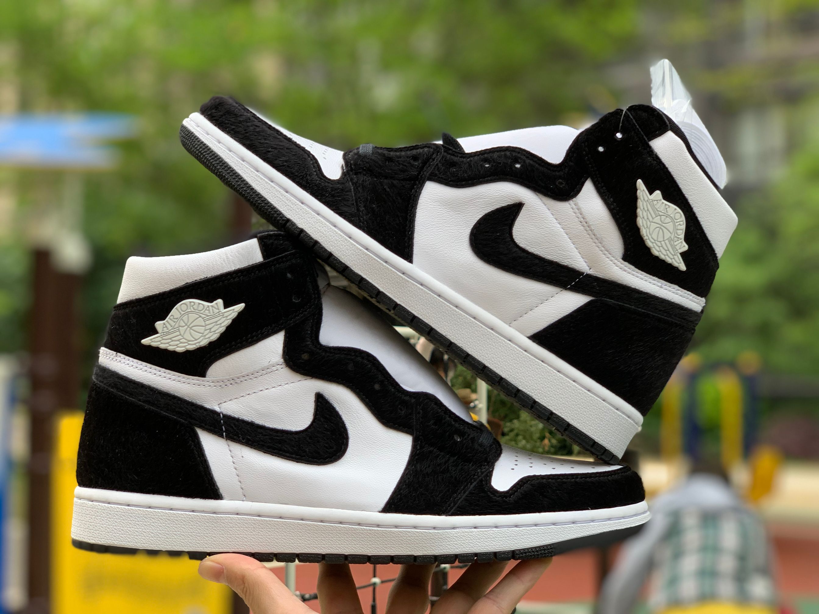 Air Jordan 1 Retro High OG WMNS “Panda”