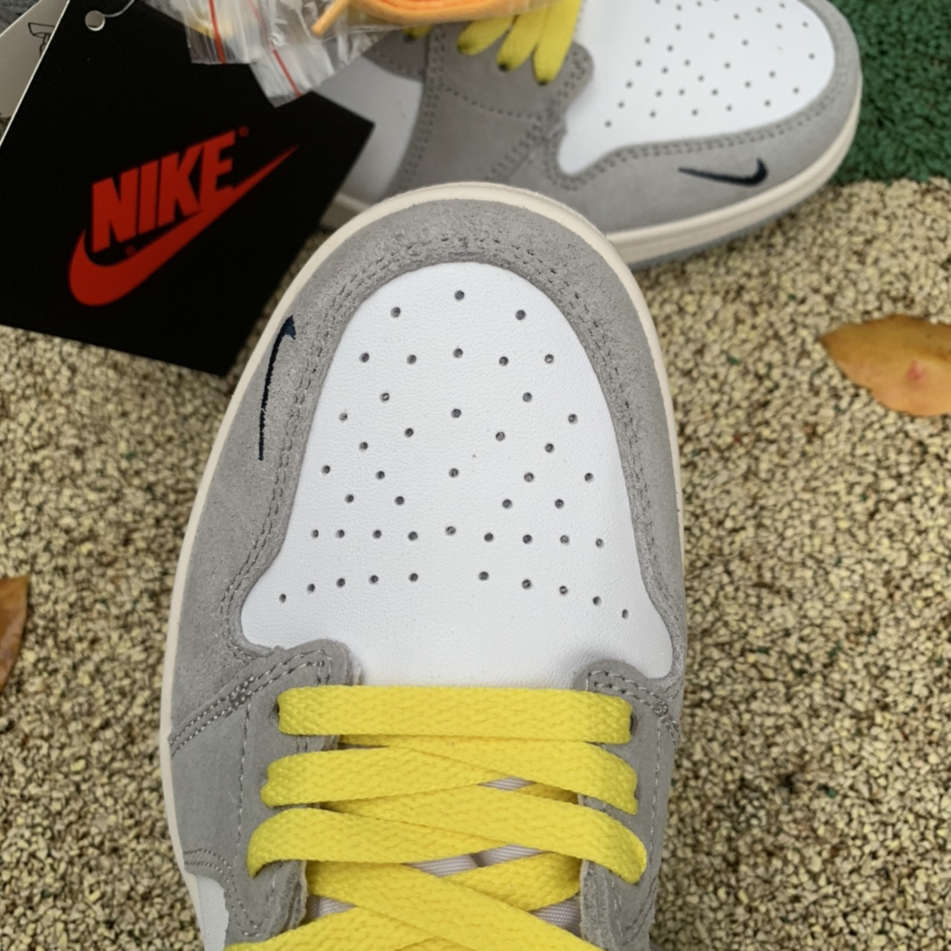 Air Jordan 1 High Switch Light Smoke Grey