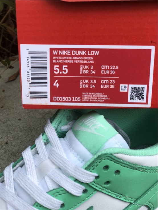 Nike Dunk Low WMNS “Green Glow”