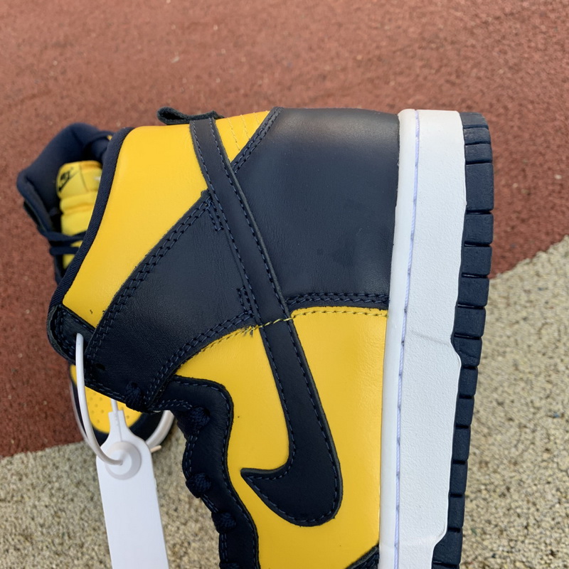 Nike Dunk High “Michigan”