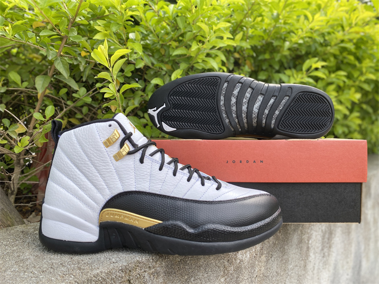 Air Jordan 12 Royalty
