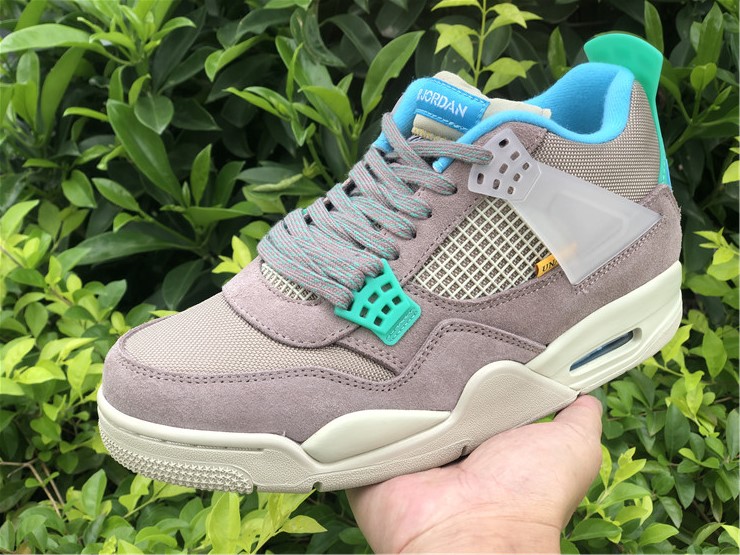 Union LA x Air Jordan 4 ''Taupe Haze''