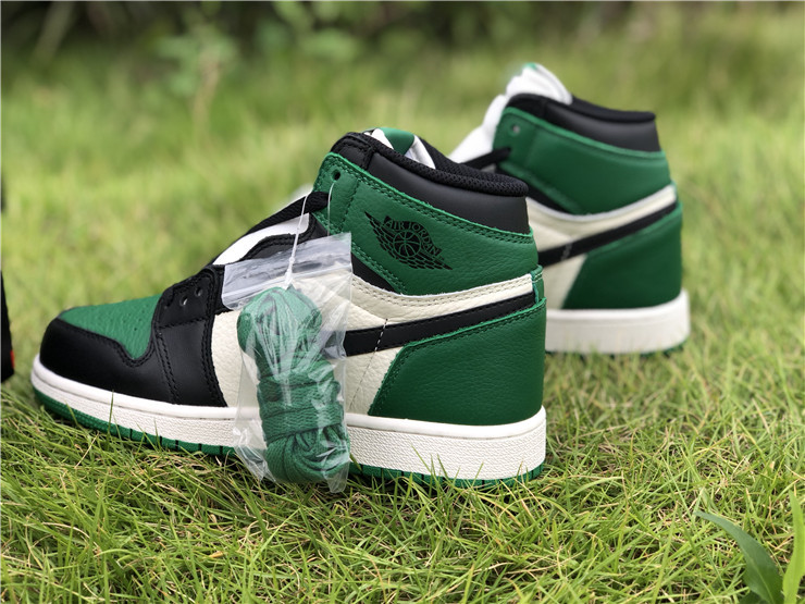 Air Jordan 1 “Green Toe” GS