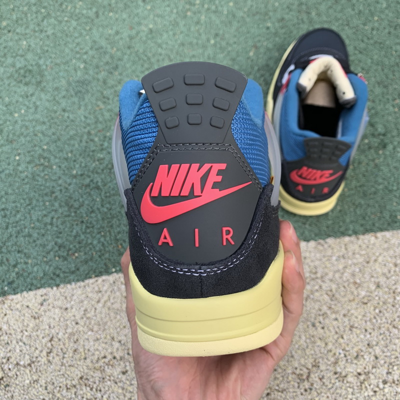 Union x Air Jordan 4