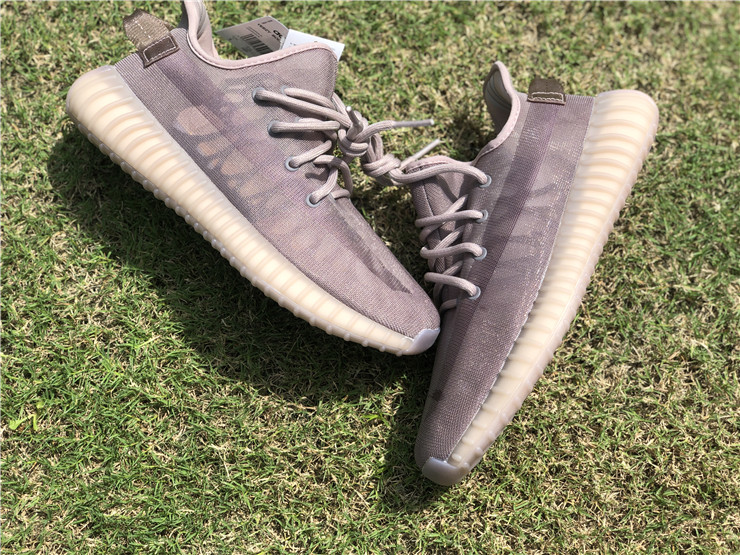 Yeezy Boost 350 Boost V2 Mono Mist