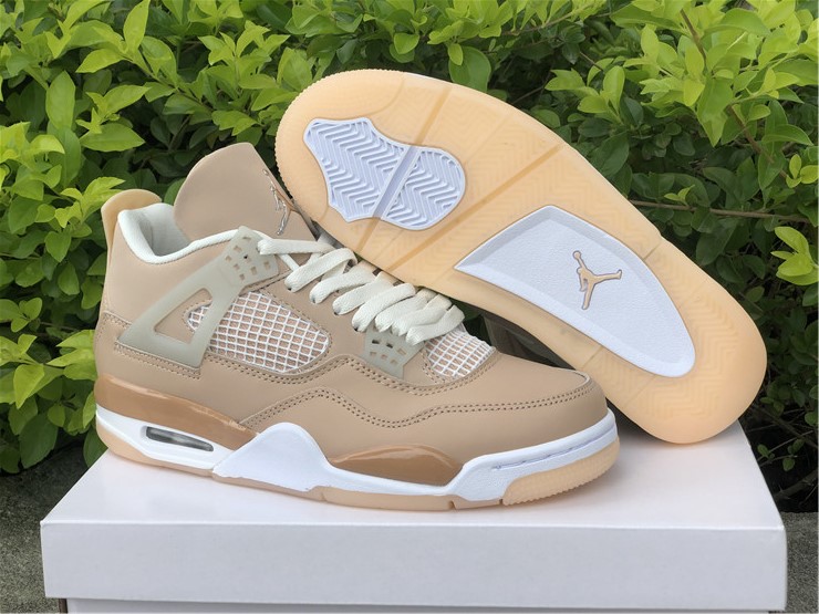 Air Jordan 4 WMNS “Shimmer”