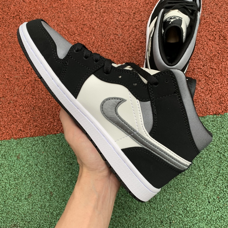 Jordan 1 Mid Shoes014