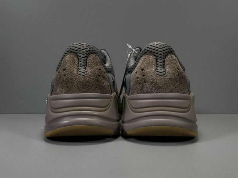 Yeezy Boost 700 “Mauve”