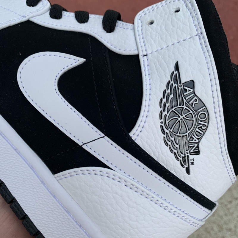 Jordan 1 Mid White Black
