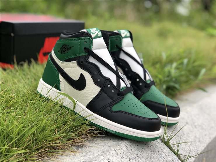 Air Jordan 1 “Green Toe” GS