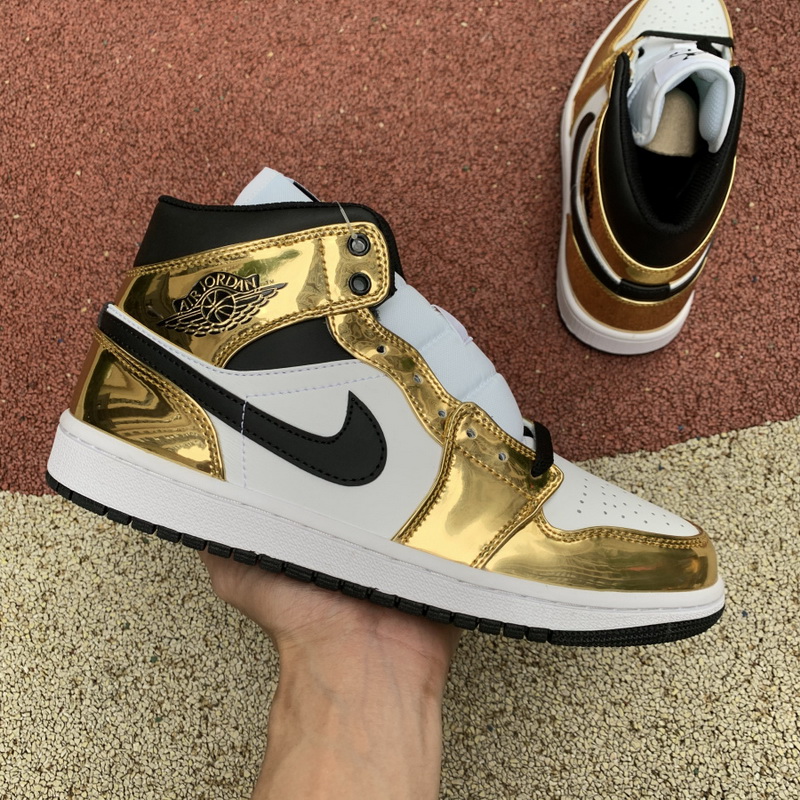 Jordan 1 Mid Metallic Gold Black White