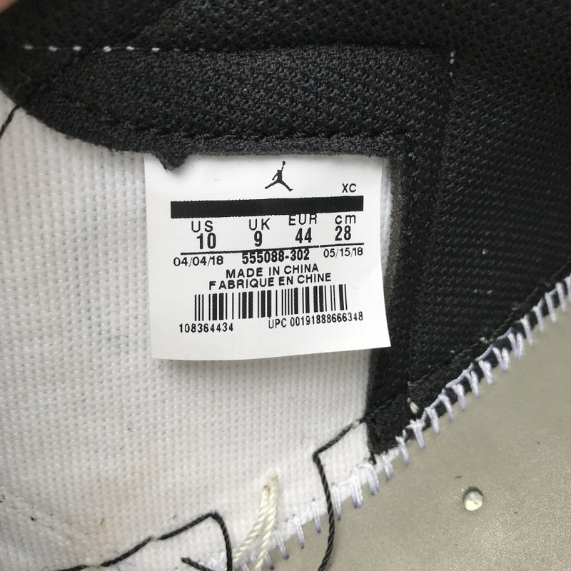 Air Jordan 1 High OG “Pine Green”