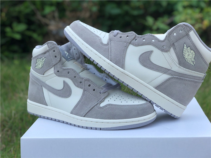 Air Jordan 1 “Grey White”