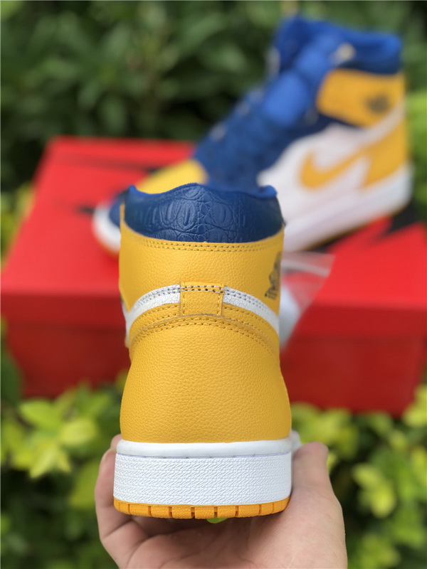 Air Jordan 1 “Michigan” PE