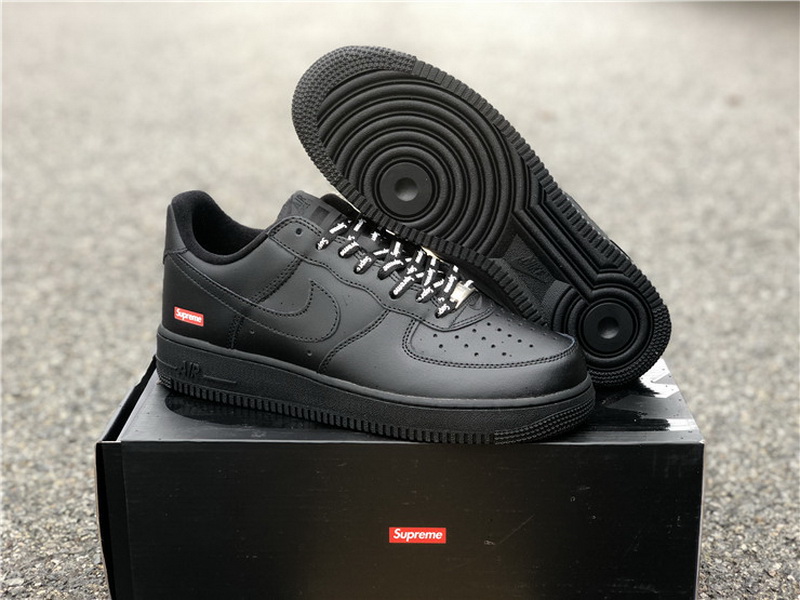 Supreme x Nike Air Force 1 Low
