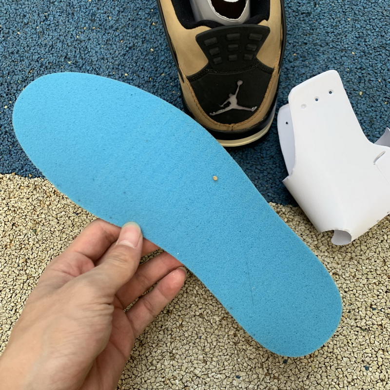 Air Jordan 4“Mushroom”