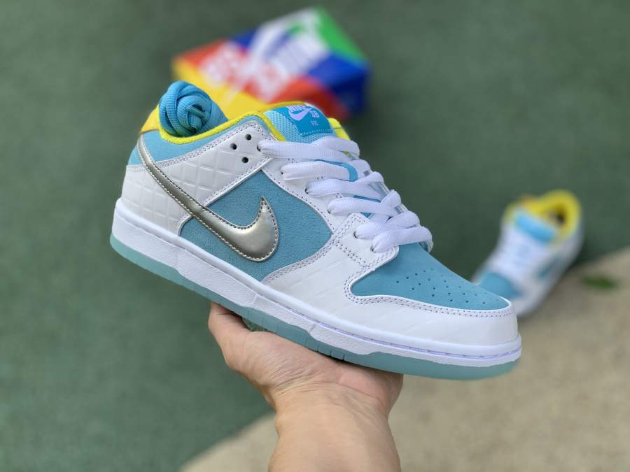FTC x Nike SB Dunk Low