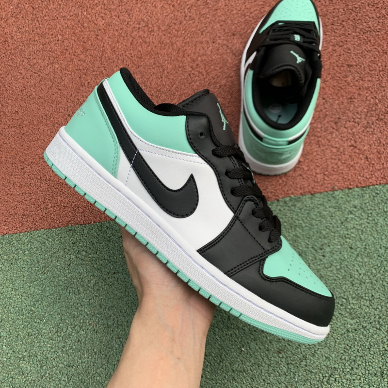 Air Jordan 1 Low shoes