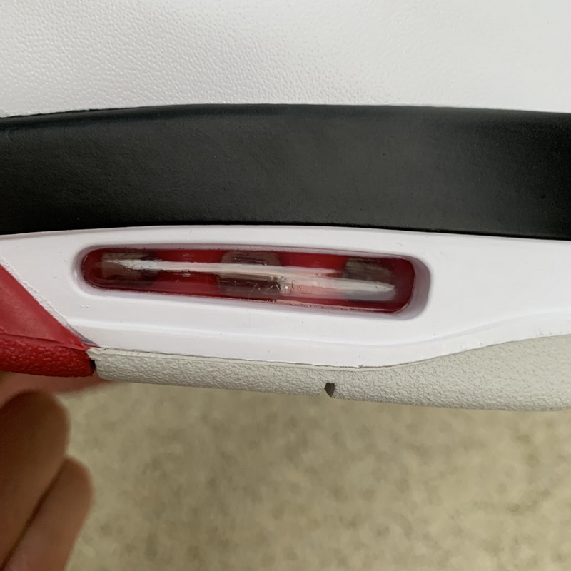 Air Jordan 4 “Fire Red” 2020