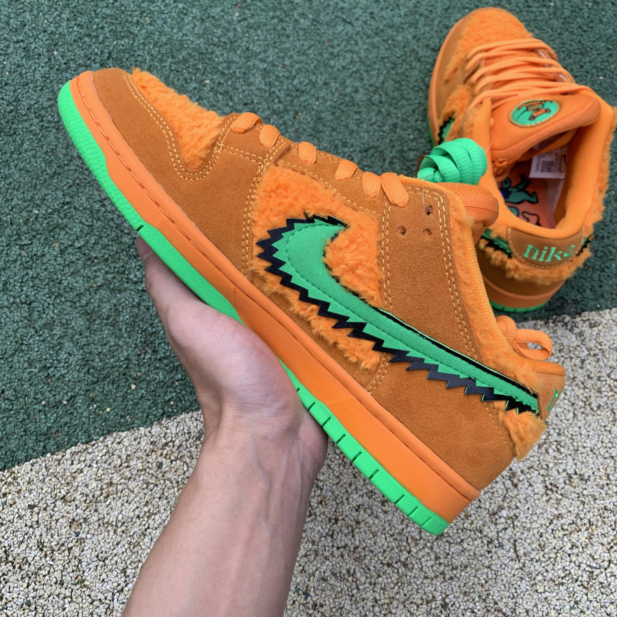 Grateful Dead x Nike SB Dunk Low “Orange Bear” GS