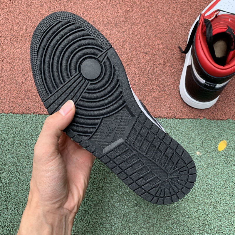 Air Jordan 1 High OG WMNS “Satin Snake” GS