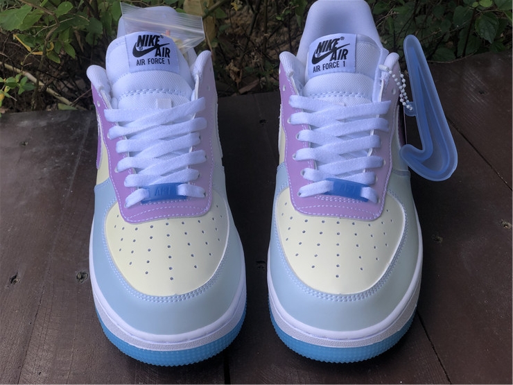 NIKE Air Force 1'07 LX UV