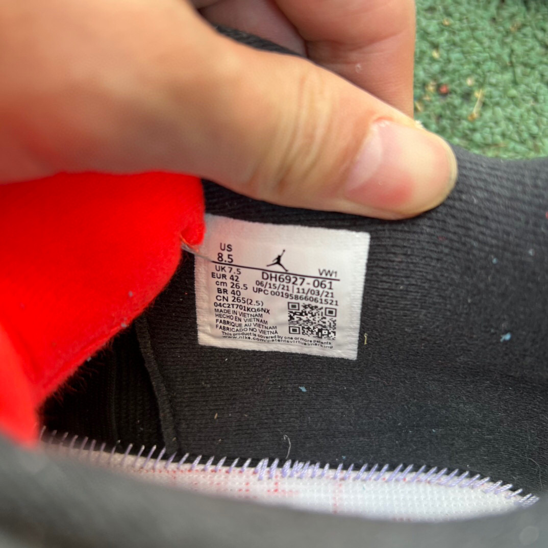 Air Jordan 4 Infrared