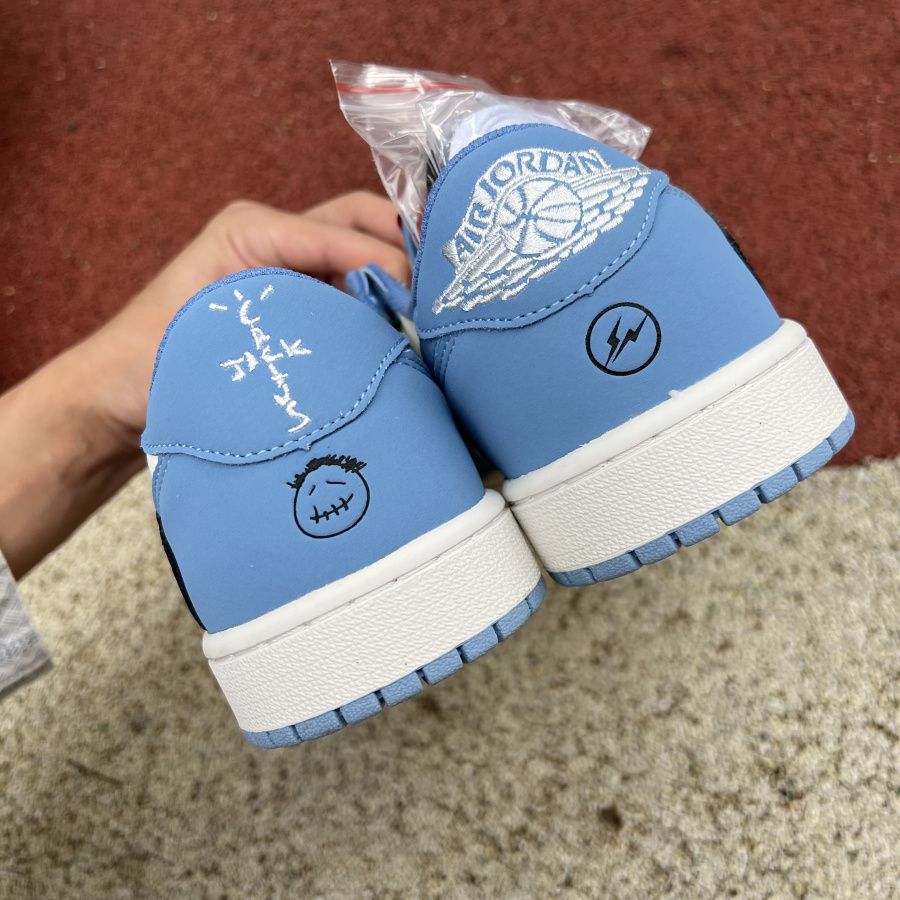 Air Jordan 1 Low UNC Travis Scott