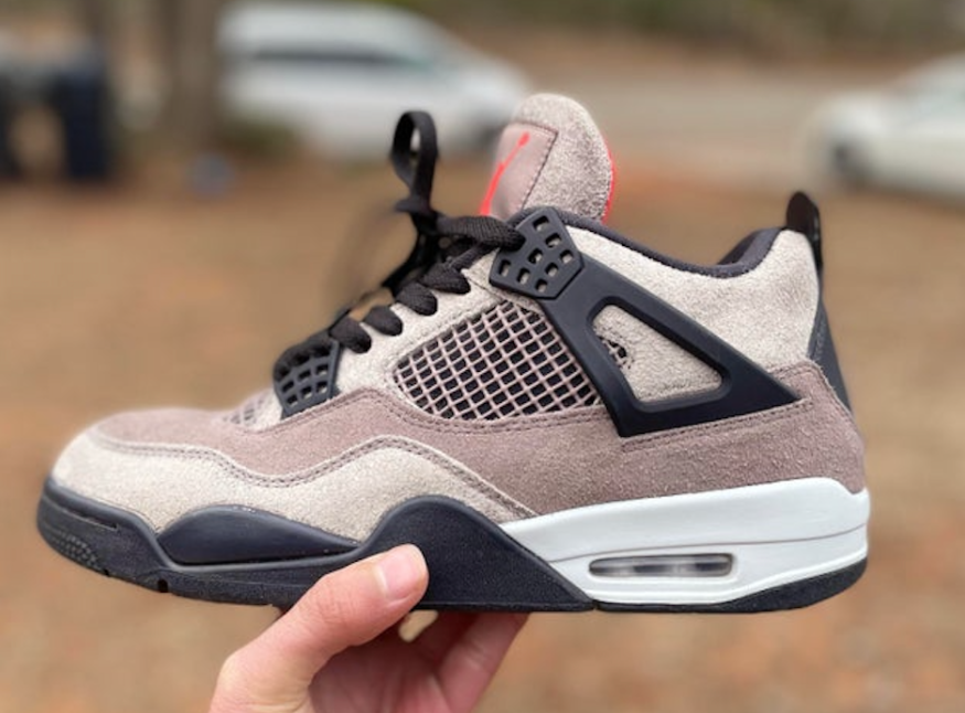 Air Jordan 4 Retro Taupe Haze