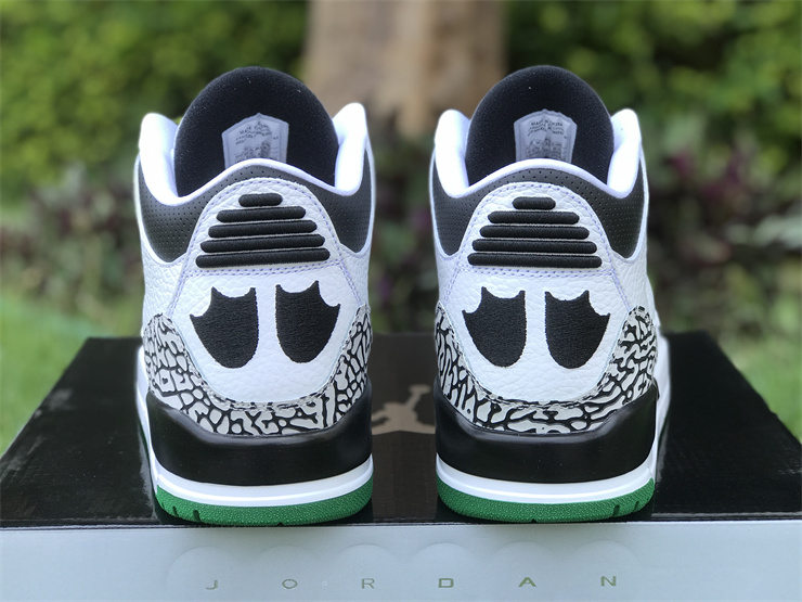 Air Jordan 3 Oregon White, Black and Green Ducks