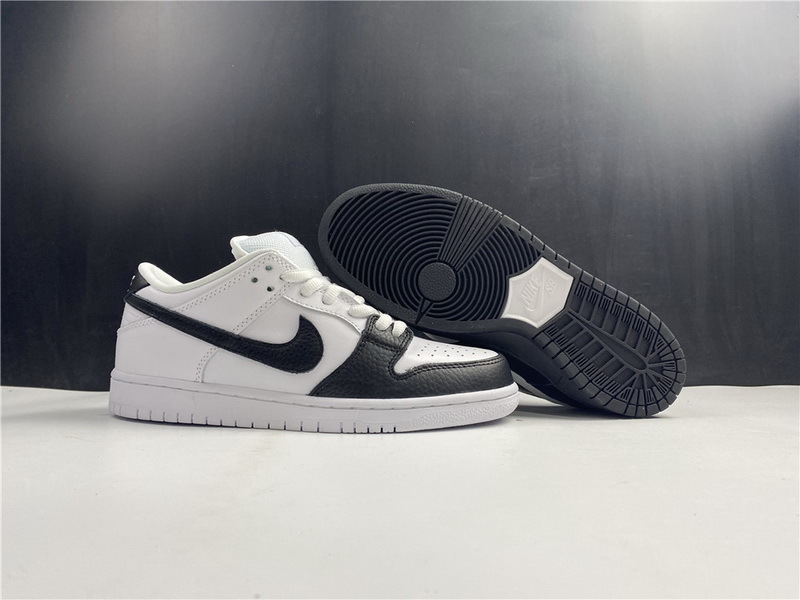 Nike SB Dunk Low Yin Yang